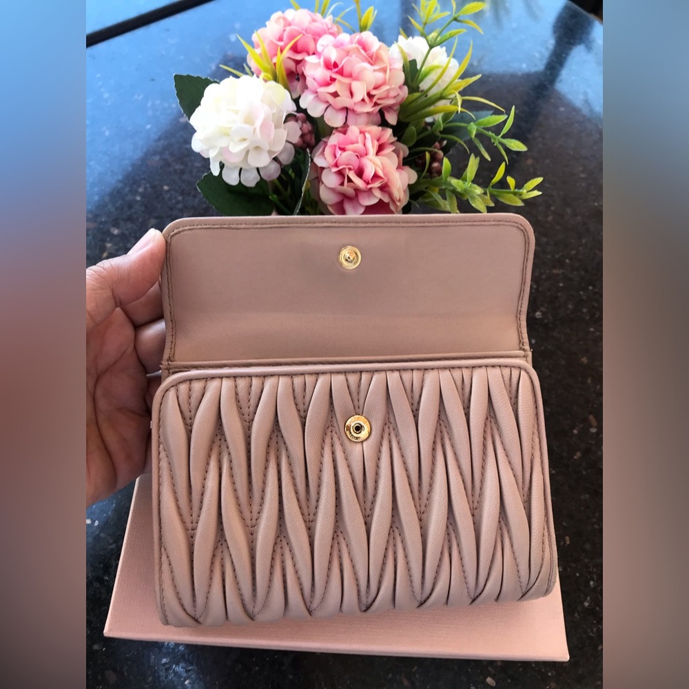 Authentic & Preloved Miu Miu Metalasse Compact Wa… - image 5